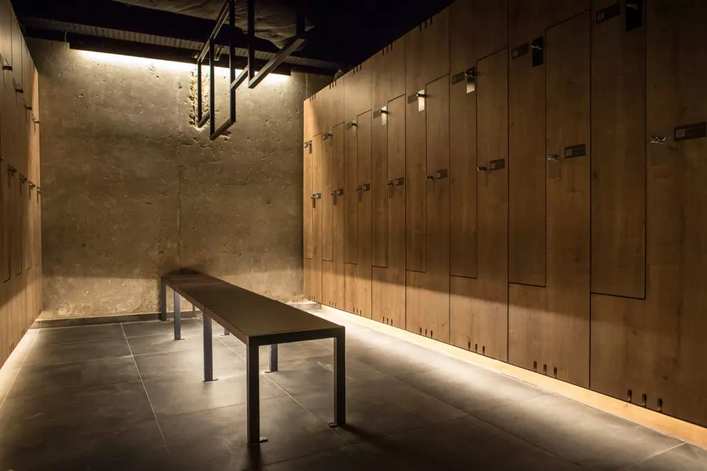 sauna dans salle de sport à Paris